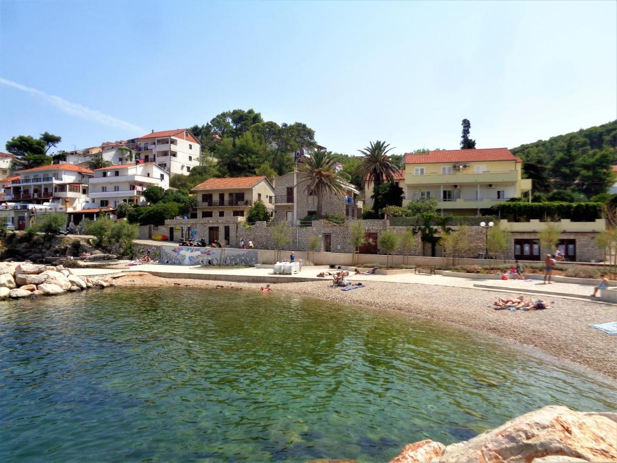 Apartments Skrivaneli Jelsa  Exterior foto